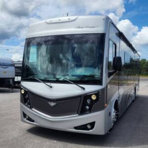 2022 Fleetwood Pace Arrow 36U