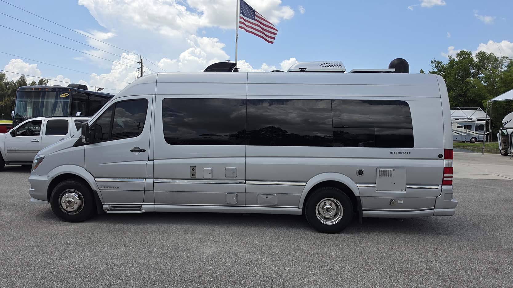 2016 Airstream INTERSTATE 24 GRAND TOUR EXT - Image 7