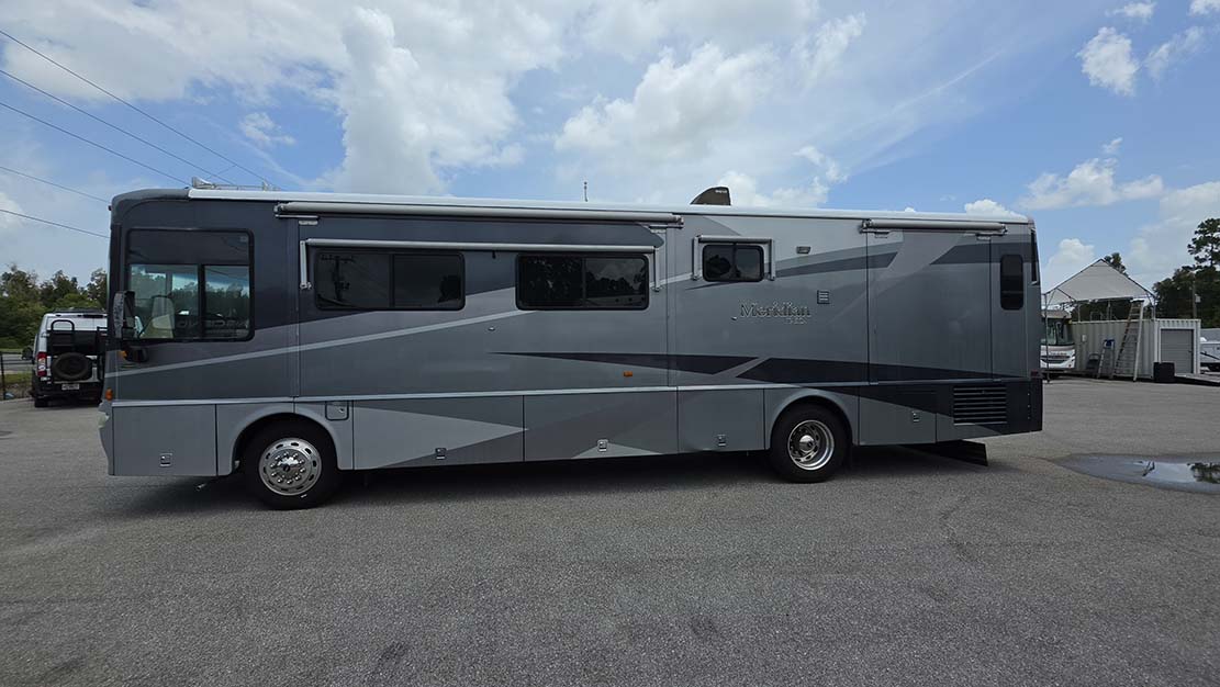 2004 ITASCA MERIDIAN 36G - Image 8