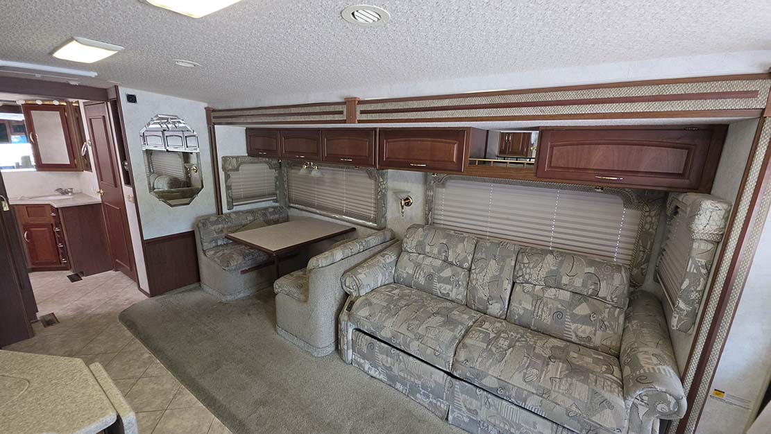 2004 ITASCA MERIDIAN 36G - Image 3