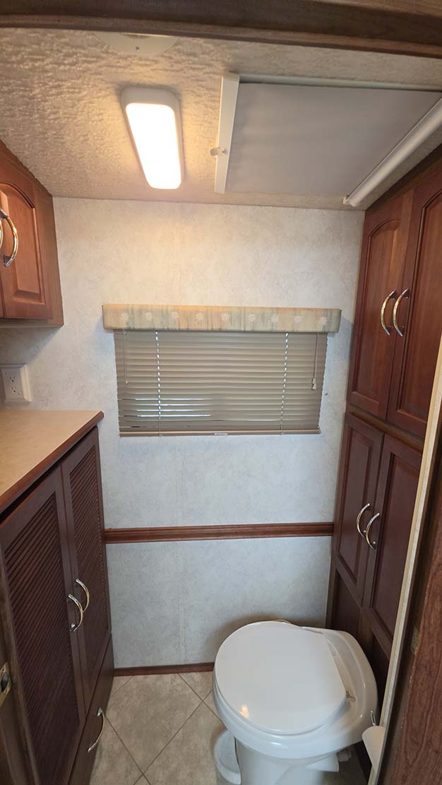 2004 ITASCA MERIDIAN 36G - Image 22