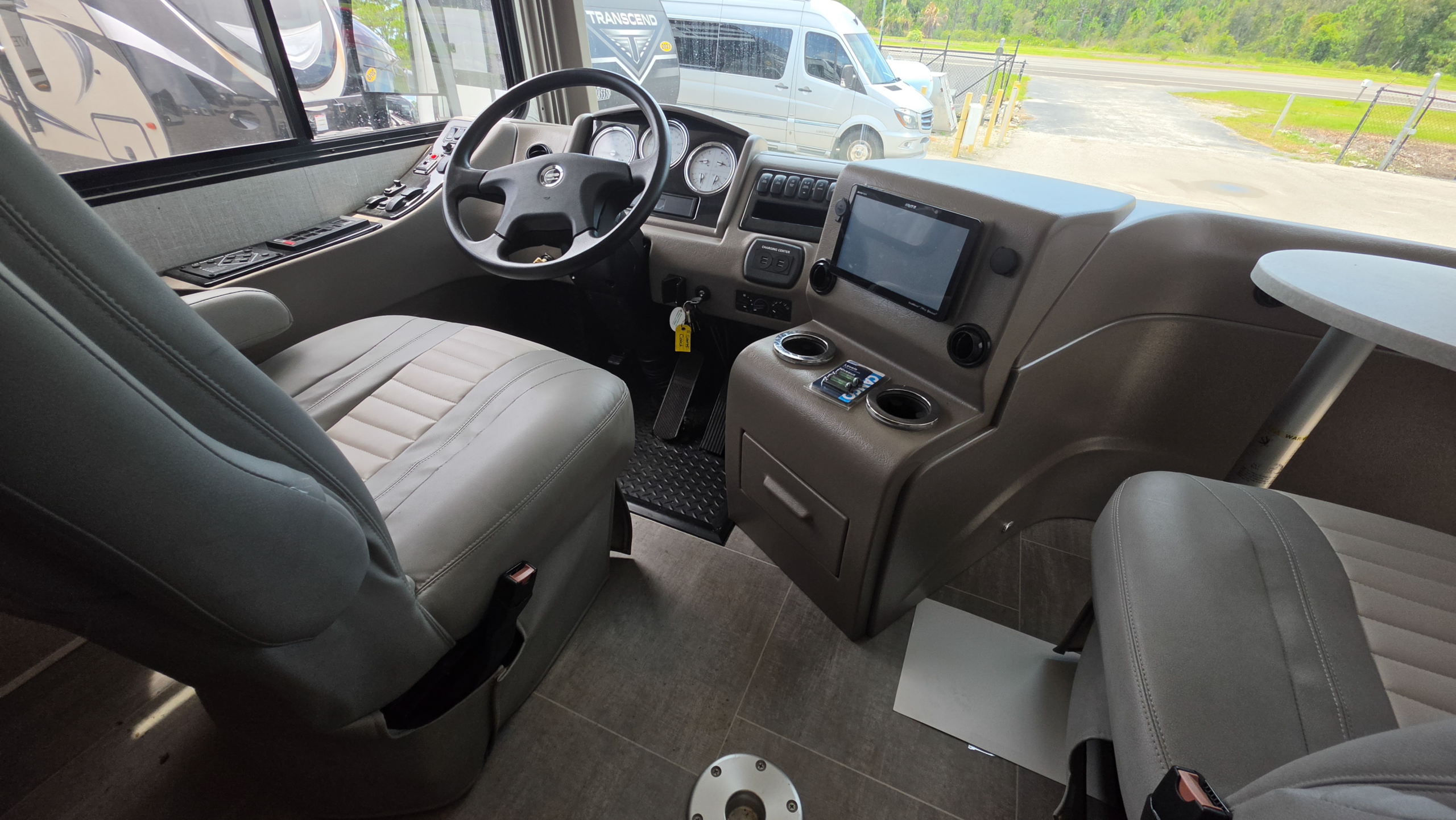 2021 Coachmen Sportscoach 339DS - Image 11